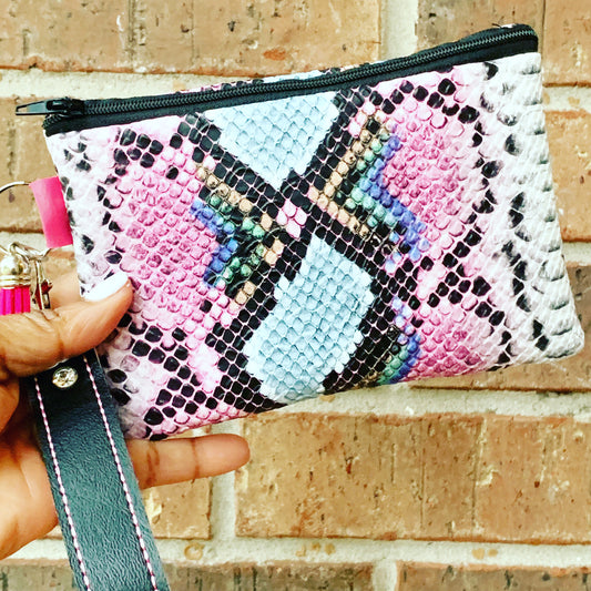 Chique Wristlet Bag